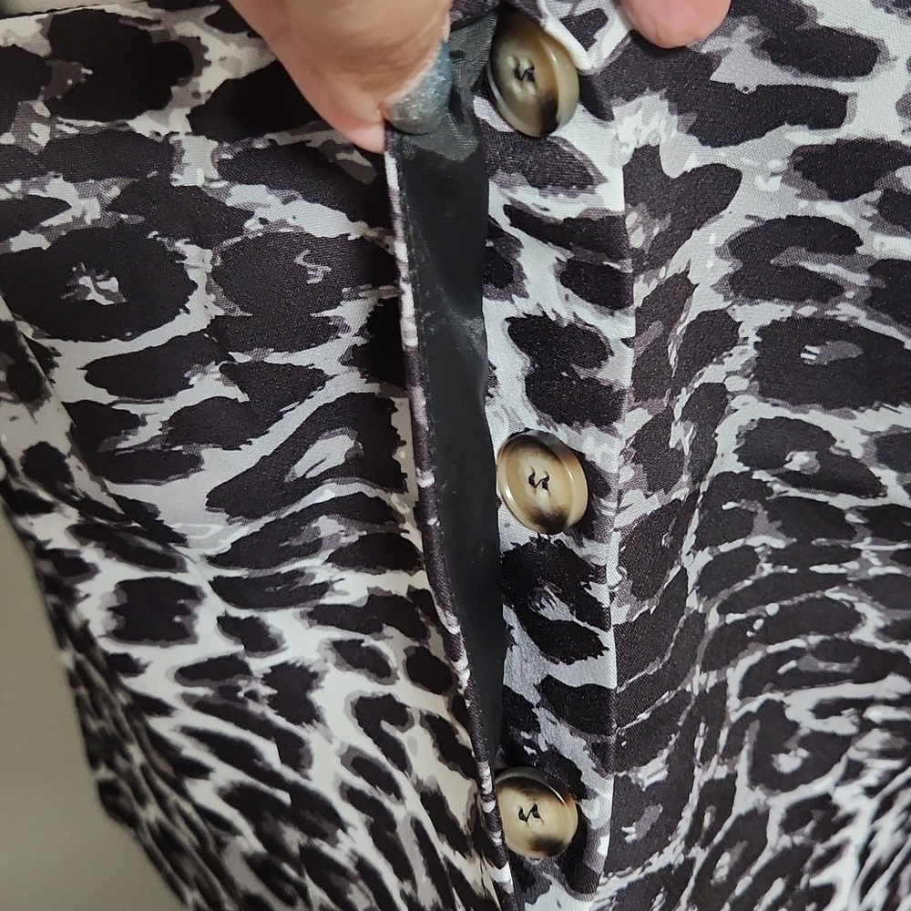 Kaiia exclusive square neck top in leopard print - Picture 2 of 5
